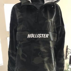BNWT Hollister Camouflage Pullover WindBreaker